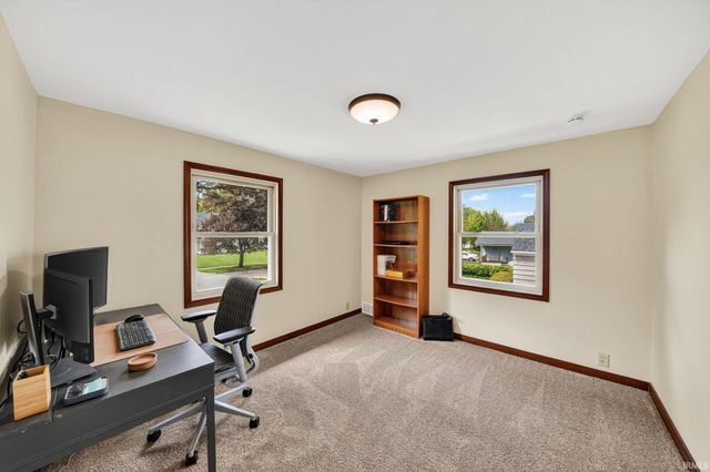 1846 College Street, South Bend, IN 46628