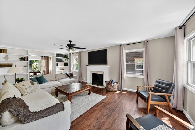 1846 College Street, South Bend, IN 46628