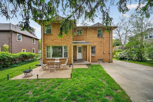 1846 College Street, South Bend, IN 46628