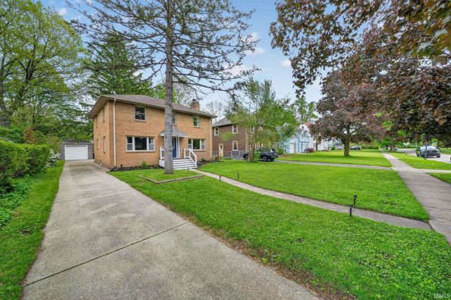1846 College Street, South Bend, IN 46628