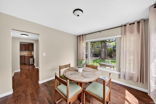 1846 College Street, South Bend, IN 46628
