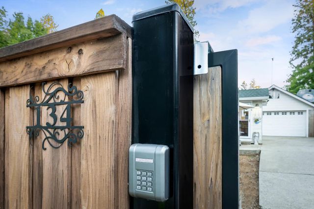 134 E Empire St, Grass Valley, CA 95945