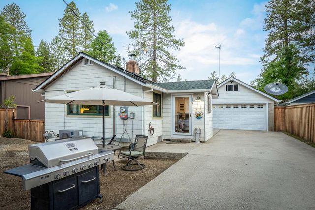 134 E Empire St, Grass Valley, CA 95945