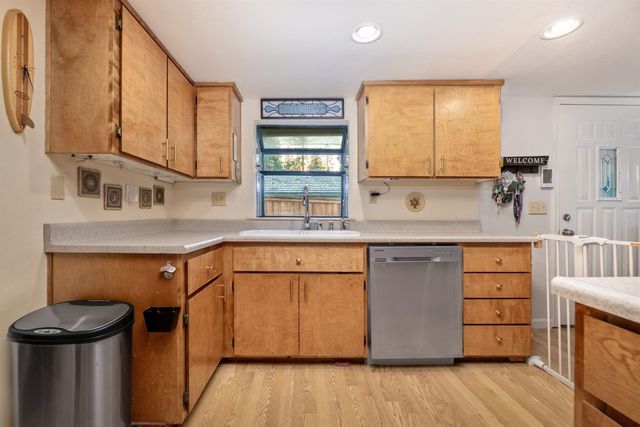 134 E Empire St, Grass Valley, CA 95945