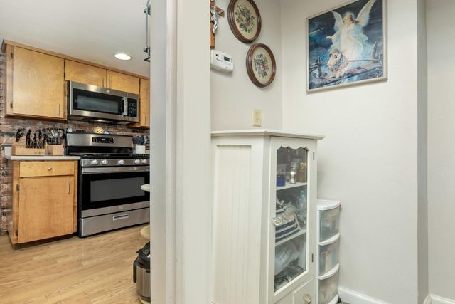 134 E Empire St, Grass Valley, CA 95945