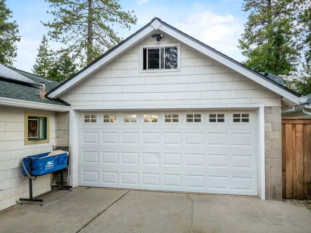 134 E Empire St, Grass Valley, CA 95945