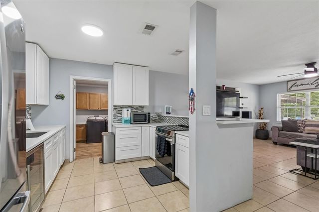 7705 JACKSON SPRINGS ROAD, Tampa, FL 33615