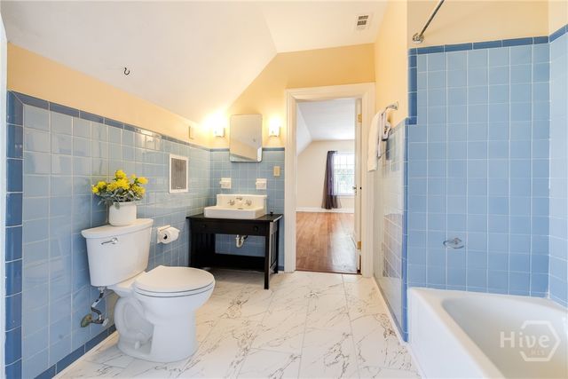 518 Gordonston Avenue, Savannah, GA 31404