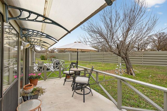 104 S Big Spur 7, Horseshoe Bay, TX 78657