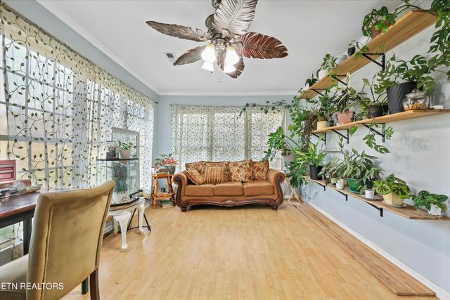 2436 Allegheny Loop Rd, Maryville, TN 37803