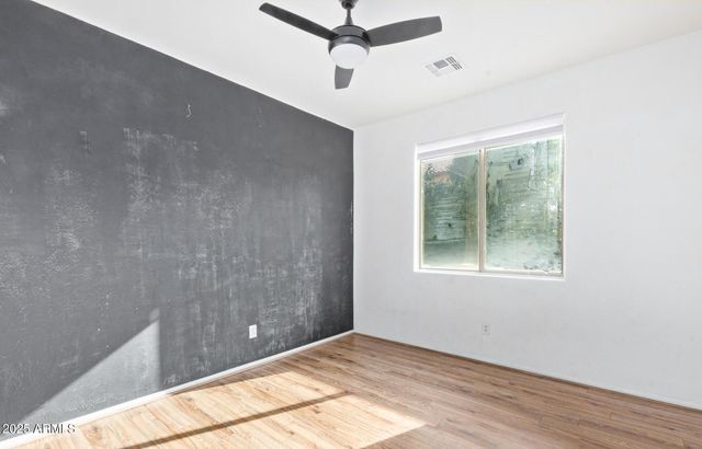 5659 W LOMA Lane, Glendale, AZ 85302