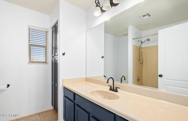 5659 W LOMA Lane, Glendale, AZ 85302