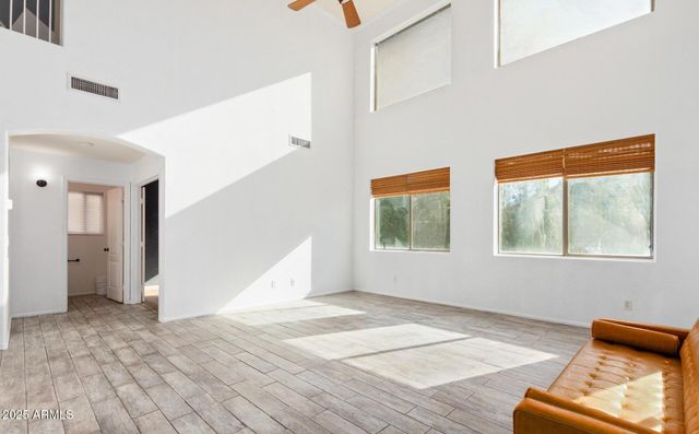 5659 W LOMA Lane, Glendale, AZ 85302