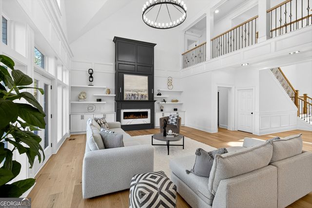 450 Birkdale Drive, Fayetteville, GA 30215