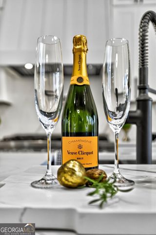 450 Birkdale Drive, Fayetteville, GA 30215