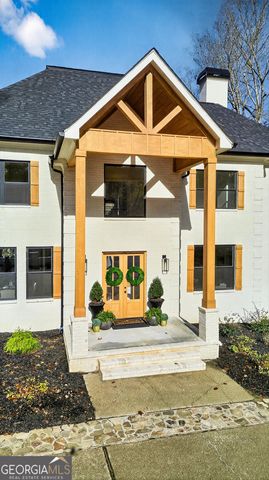 450 Birkdale Drive, Fayetteville, GA 30215