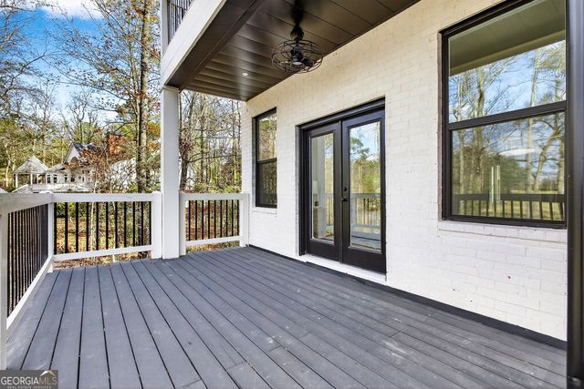 450 Birkdale Drive, Fayetteville, GA 30215