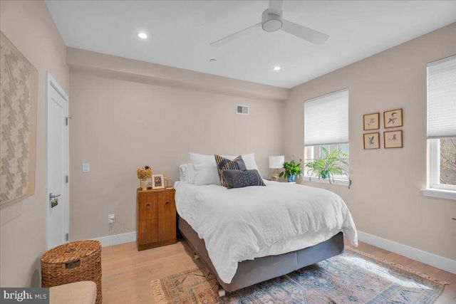 2404 FEDERAL ST, Philadelphia, PA 19146