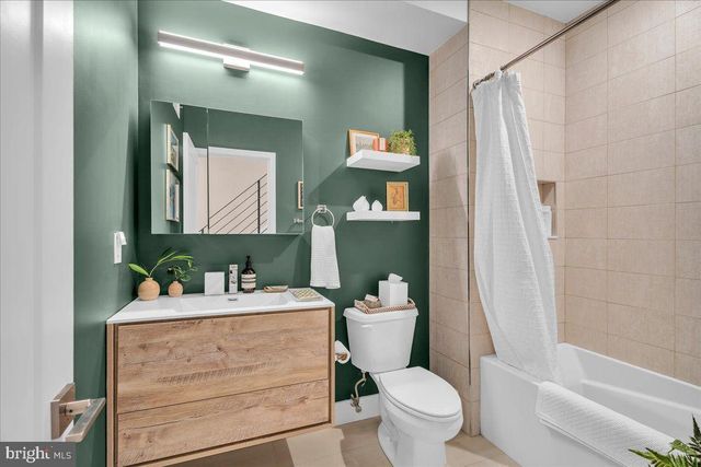 2404 FEDERAL ST, Philadelphia, PA 19146