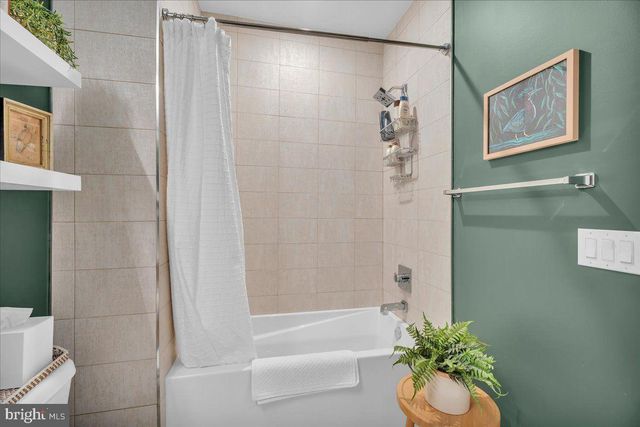 2404 FEDERAL ST, Philadelphia, PA 19146