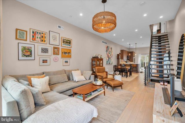 2404 FEDERAL ST, Philadelphia, PA 19146