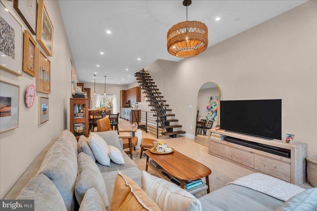 2404 FEDERAL ST, Philadelphia, PA 19146