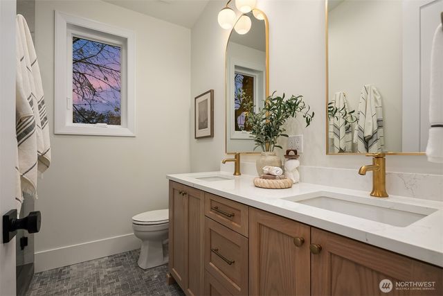 1811 3rd Street, Kirkland, WA 98033