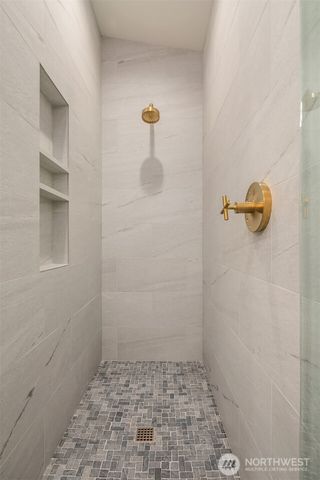 1811 3rd Street, Kirkland, WA 98033