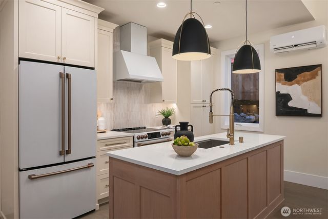 1811 3rd Street, Kirkland, WA 98033