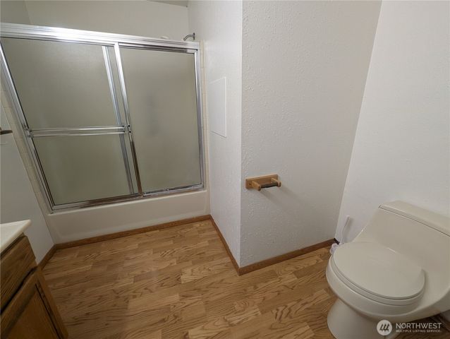 1911 Peacock Lane, Oak Harbor, WA 98277