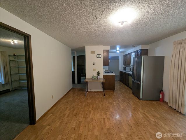 1911 Peacock Lane, Oak Harbor, WA 98277