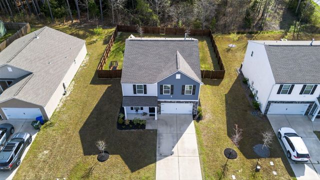 209 Carriagebrook Circle, Camden, SC 29020
