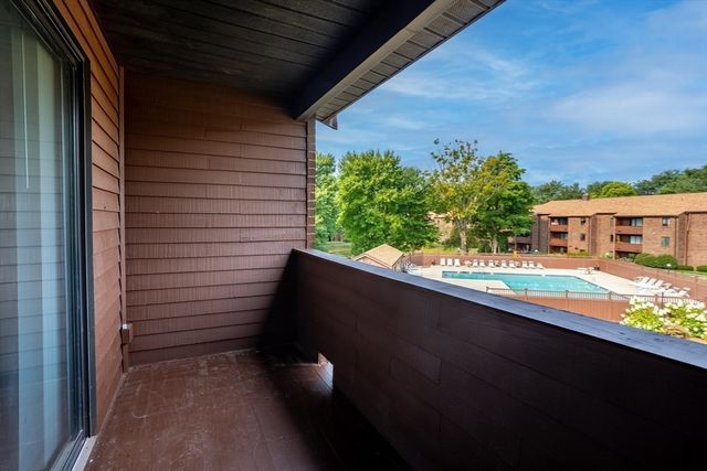 17 Davis Rd C9, Acton, MA 01720