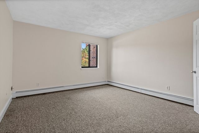 17 Davis Rd C9, Acton, MA 01720
