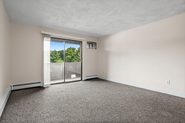17 Davis Rd C9, Acton, MA 01720