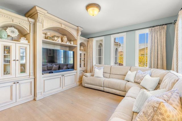 7729 Calle Amanacer, Rancho Santa Fe, CA 92067