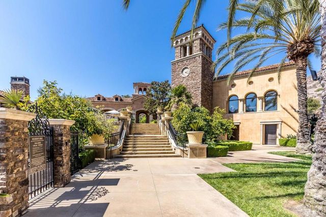 7729 Calle Amanacer, Rancho Santa Fe, CA 92067