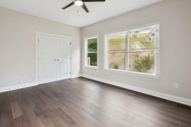 123 Casey Street, Brush Creek, TN 38547