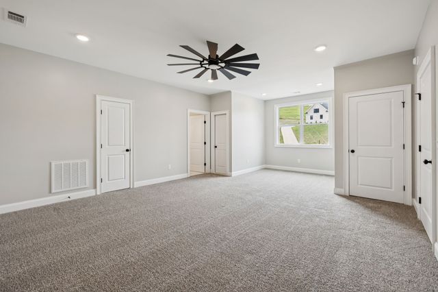 123 Casey Street, Brush Creek, TN 38547