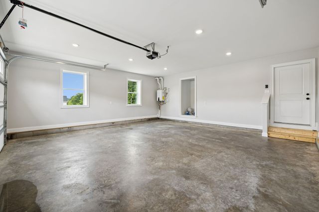 123 Casey Street, Brush Creek, TN 38547