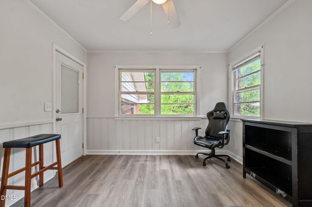 614 Ridgeway Drive, Burlington, NC 27217