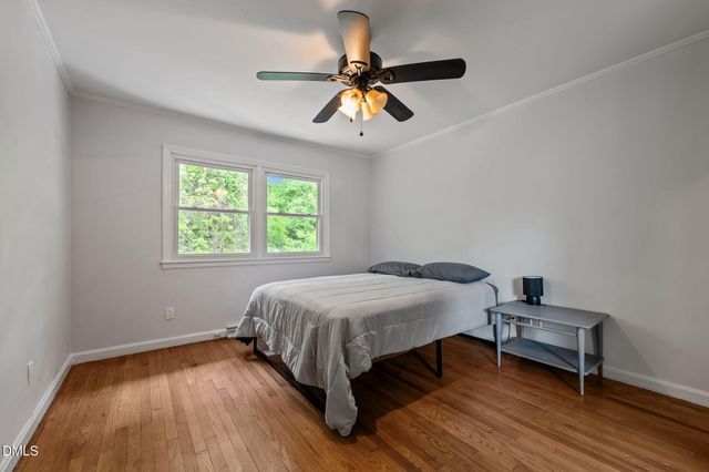 614 Ridgeway Drive, Burlington, NC 27217