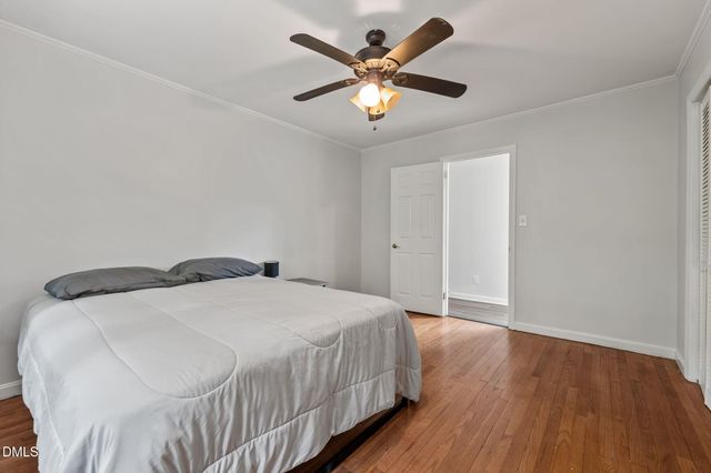 614 Ridgeway Drive, Burlington, NC 27217