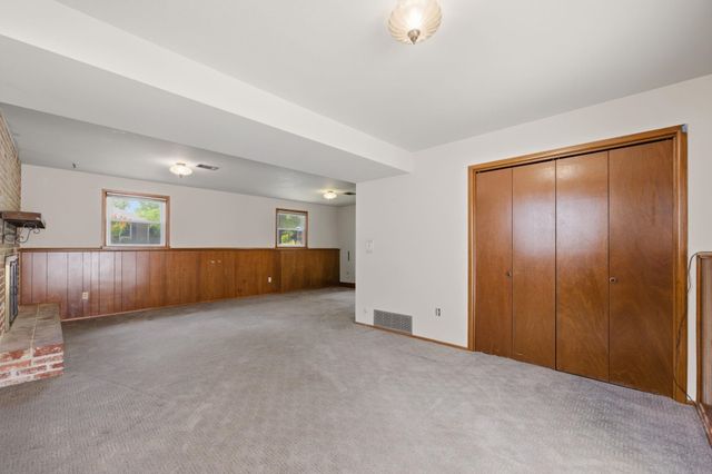 800 E Sunrise, Derby, KS 67037