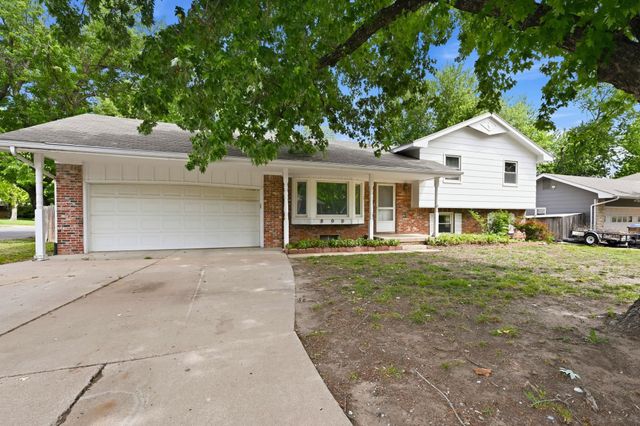 800 E Sunrise, Derby, KS 67037