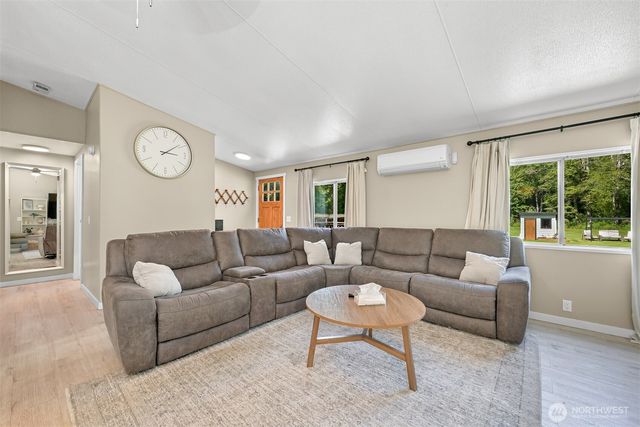 4702 Anderson Road, Blaine, WA 98230