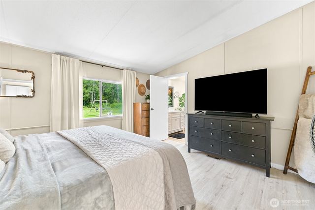 4702 Anderson Road, Blaine, WA 98230