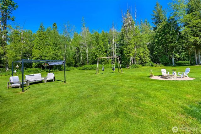 4702 Anderson Road, Blaine, WA 98230