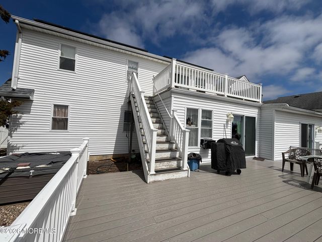 174 Bernard Drive, Manahawkin, NJ 08050