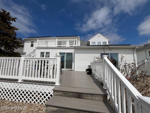 174 Bernard Drive, Manahawkin, NJ 08050